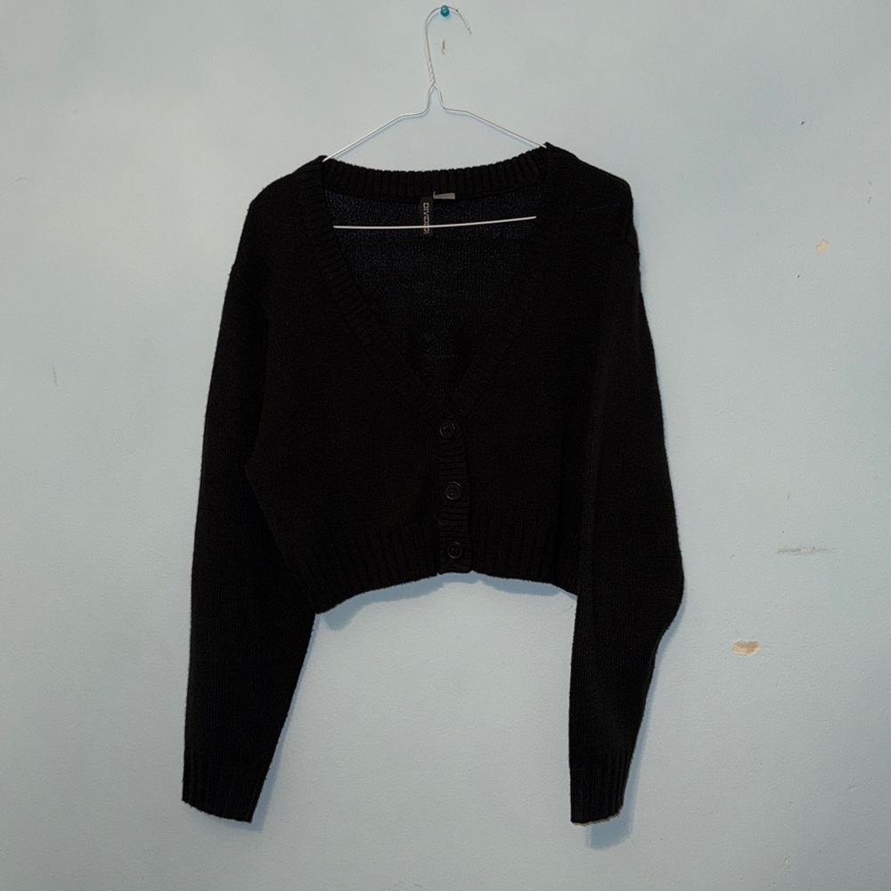 H&M Black Knit Cropped Sweater Cardigan